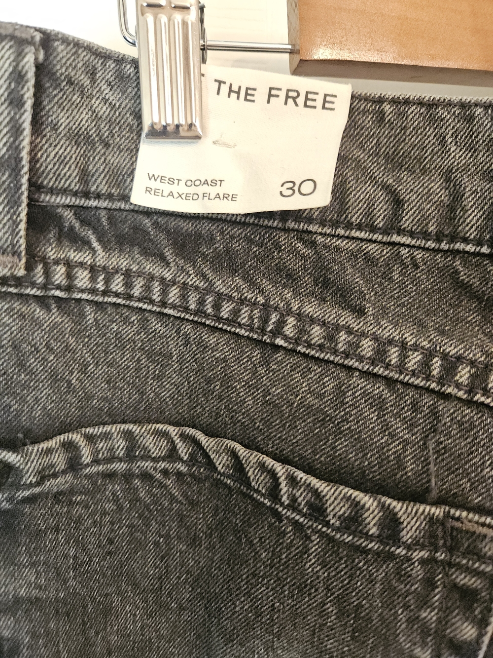 Free People We The Free West Coast Relaxed Flare Jeans Berry Black 30 NWT - Picture 6 of 9